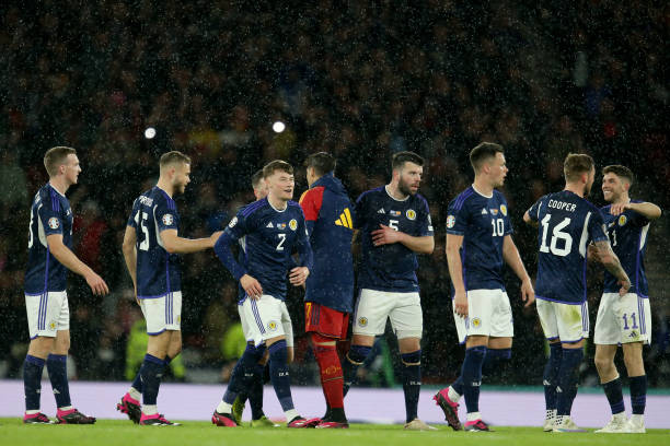 以更强的姿 以更强的姿